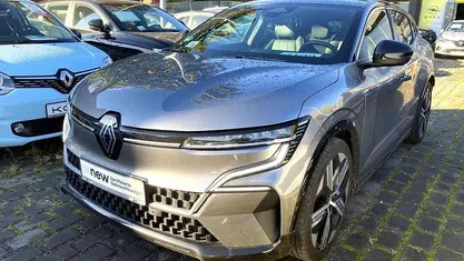 Gebraucht 2022 Renault Megane E-Tech Iconic Limousine | 29.999 € (Fairer Preis)