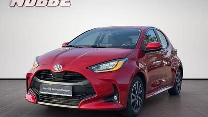Brugt Toyota Yaris Hybrid Team 116 HK (85 kW) 2022 Rød Hatchback