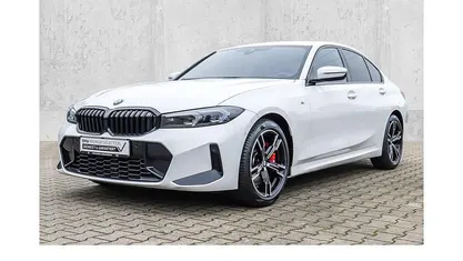 Second-hand BMW 318 M Sport 156 CP (114 kW) 2025 Alb Berlinǎ