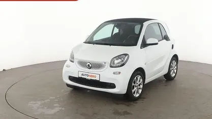 Gebraucht Smart ForTwo Coupé Passion 71 PS (52 kW) 2017 Weiß Kleinwagen