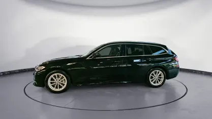 Gebraucht BMW 330 Luxury Line 286 PS (210 kW) 2022 Schwarz Kombi