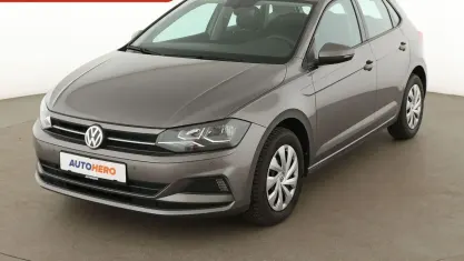 Gebraucht VW Polo Comfortline 75 PS (55 kW) 2018 Grau Kleinwagen