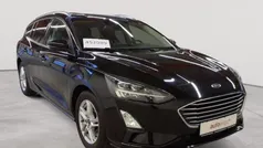 Obsidianschwarz metallic Gebraucht 2021 Ford Focus Cool & Connect Kombi | 11.490 € (Fairer Preis)