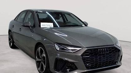 Używany Audi A4 S-Line 204 KM (150 kW) 2023 Szary Sedan/Limuzyna