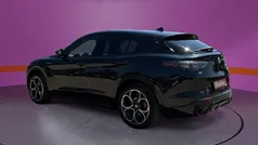 Grau Gebraucht 2024 Alfa Romeo Stelvio Veloce SUV | 38.830 € (Fairer Preis)