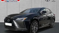 Grafitschwarz Gebraucht 2023 Lexus RZ 450e Luxury Line SUV | 43.990 € (Superpreis)