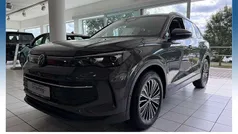 Grau (delfingrau metallic) Gebraucht 2024 VW Tiguan Life SUV | 33.770 € (Fairer Preis)