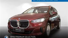 Piemont rot metallic Gebraucht 2025 BMW 220 Sport Line Van / Kleinbus | 34.290 € (Fairer Preis)
