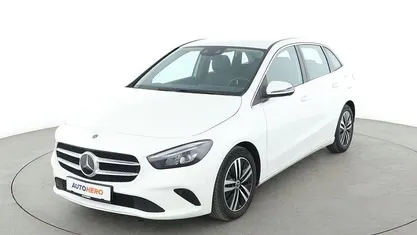 Gebraucht Mercedes B200 Progressive 163 PS (119 kW) 2022 Weiß Van / Kleinbus
