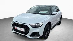 Gletscherweiß metallic mythosschwarz metallic Gebraucht 2024 Audi A1 Ambiente Kleinwagen | 31.890 € (Fairer Preis)
