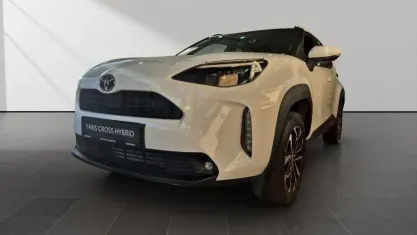 Neu Toyota Yaris 131 PS (96 kW) 2026 Weiss Kleinwagen