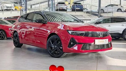 Gebraucht Opel Astra 131 PS (96 kW) 2024 Rot Kombi