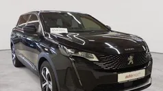 Perla nera schwarz metallic Gebraucht 2023 Peugeot 5008 GT Van / Kleinbus | 28.390 € (Fairer Preis)