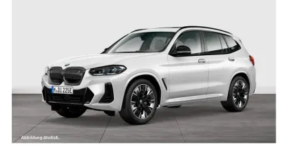 Gebraucht BMW iX3 Sport Line 264 kW (360 PS) 2023 Weiß SUV