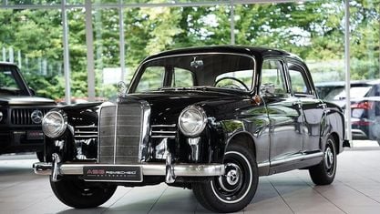 Käytetty Mercedes 180 Classic 52 HP (38 kW) 1954 Musta Sedan