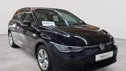 Occasion VW Golf VII Life 116 PK (85 kW) 2020 Zwart Sedan