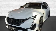 Okenit weiß metallic Gebraucht 2024 Peugeot e-308 GT Kleinwagen | 33.950 € (Superpreis)