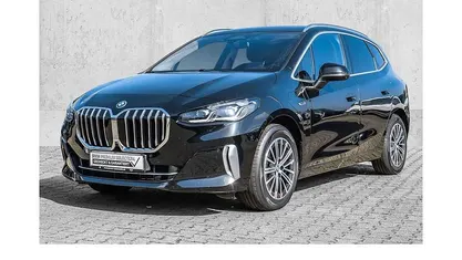 Gebraucht 2023 BMW 225 Sport Line Van / Kleinbus | 25.940 € (Fairer Preis)