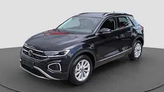 Deep black Gebraucht 2024 VW T-Roc Style SUV | 30.340 € (Guter Preis)