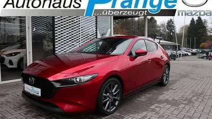 Soul red crystal Gebraucht 2022 Mazda 3 Selection Limousine | 22.885 € (Fairer Preis)