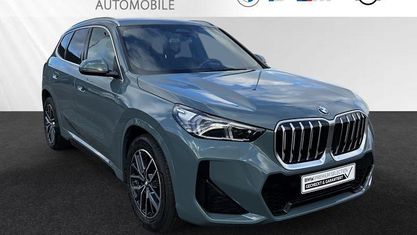 Gebraucht BMW X1 M Sport 150 PS (110 kW) 2024 Cape york grün metallic SUV