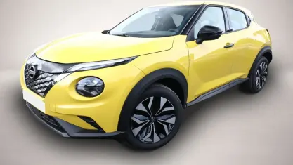 Neu Nissan Juke Acenta 143 PS (105 kW) 2025 Gelb SUV