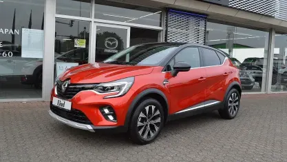 Gebraucht Renault Captur Techno 140 PS (102 kW) 2022 Rot nnp + schwarz gne SUV