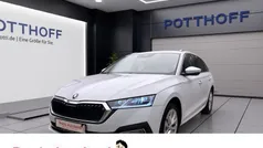 Weiss Gebraucht 2022 Skoda Octavia Style Kombi | 21.977 € (Fairer Preis)