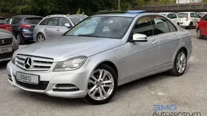 Gebraucht Mercedes C200 Avantgarde 136 PS (100 kW) 2012 Iridiumsilber  metalliclack Limousine