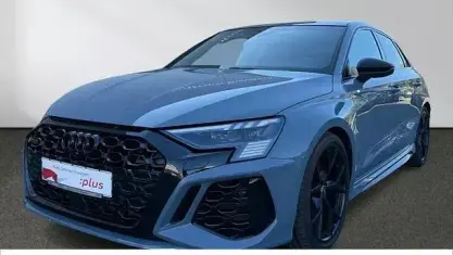 Gebraucht Audi RS3 Sportback Ambiente 400 PS (294 kW) 2023 Kemoragrau metallic Kleinwagen