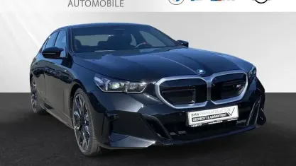 Gebraucht BMW i5 M Sport 442 kW (601 PS) 2024 Black sapphire metallic Limousine