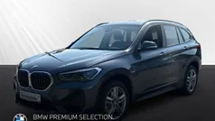 Grau Gebraucht 2022 BMW X1 Advantage SUV | 28.990 € (Fairer Preis)