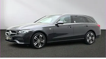Gebraucht Mercedes C300e Avantgarde 313 PS (230 kW) 2025 Graphitgrau Kombi