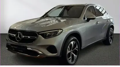 Gebraucht Mercedes GLC300e Avantgarde 197 PS (144 kW) 2025 Silber SUV