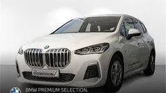 Gebraucht 2024 BMW 218 Active Tourer Luxury Line Van / Kleinbus | 32.900 € (Fairer Preis)
