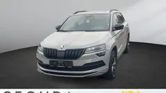 Steelgrau Gebraucht 2020 Skoda Karoq SUV | 23.975 € (Guter Preis)