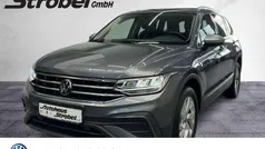 Platinum grey metallic (metallic) Gebraucht 2023 VW Tiguan Allspace Life SUV | 42.490 € (Fairer Preis)