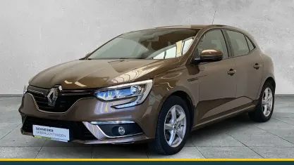 Usata Renault Mégane IV Play 131 CV (96 kW) 2017 Berlina