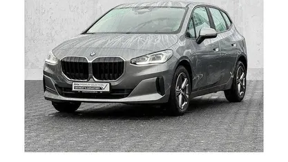 Gebraucht BMW 216 Active Tourer Luxury Line 122 PS (89 kW) 2024 Grau Van / Kleinbus