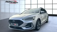 Polarsilber (silber) Gebraucht 2023 Ford Focus ST-Line Kombi | 26.400 € (Fairer Preis)
