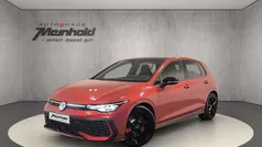 Kings red metallic schwarz Neu 2025 VW Golf VIII Style Limousine | 41.666 € (Guter Preis)