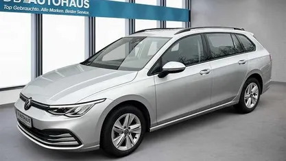 Gebraucht VW Golf VIII Life 116 PS (85 kW) 2023 Kombi