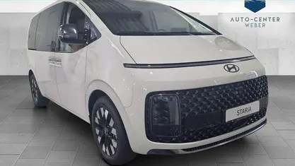Gebraucht 2025 Hyundai Staria Van / Kleinbus | 48.990 € (Superpreis)
