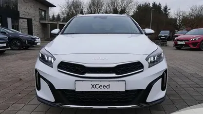 Weiß Gebraucht 2025 Kia XCeed Vision SUV | 25.490 € (Fairer Preis)