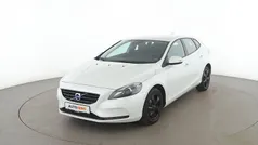 Weiß Gebraucht 2015 Volvo V40 You! Kombi | 13.310 € (Etwas zu teuer)