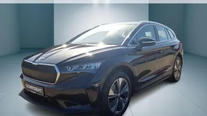 Gebraucht Skoda Enyaq iV Loft 150 kW (204 PS) 2023 Schwarzmagic perleffekt SUV