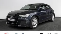 Blau Gebraucht 2021 Audi A1 Sportback Advanced Plus Kleinwagen | 19.980 € (Fairer Preis)