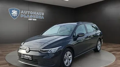 Gebraucht VW Golf VIII Life 116 PS (85 kW) 2021 Uranograu Kombi