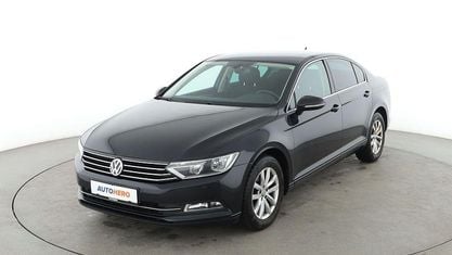 Second-hand VW Passat Comfortline 150 CP (110 kW) 2015 Negru Berlinǎ