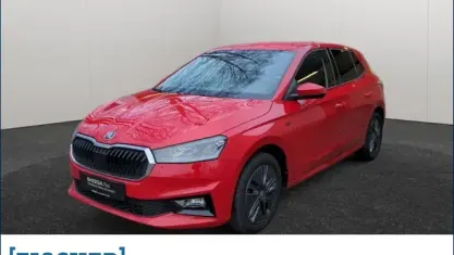 Gebraucht Skoda Fabia Tour 116 PS (85 kW) 2025 Velvetrot metallic Kleinwagen